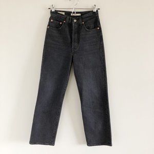 Levi's Ribcage Straight Crop Jeans High Rise Button Fly 24